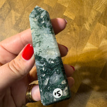 Load image into Gallery viewer, Moss Agate Tower
