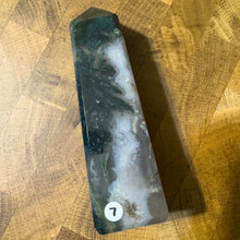 Load image into Gallery viewer, Moss Agate Tower