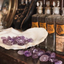 Load image into Gallery viewer, Amethyst Tumblestone