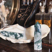 Load image into Gallery viewer, Moss Agate Tower